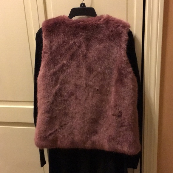 Mauve Forever 21 Faux Fur Vest Plush Soft Medium M - Picture 4 of 10